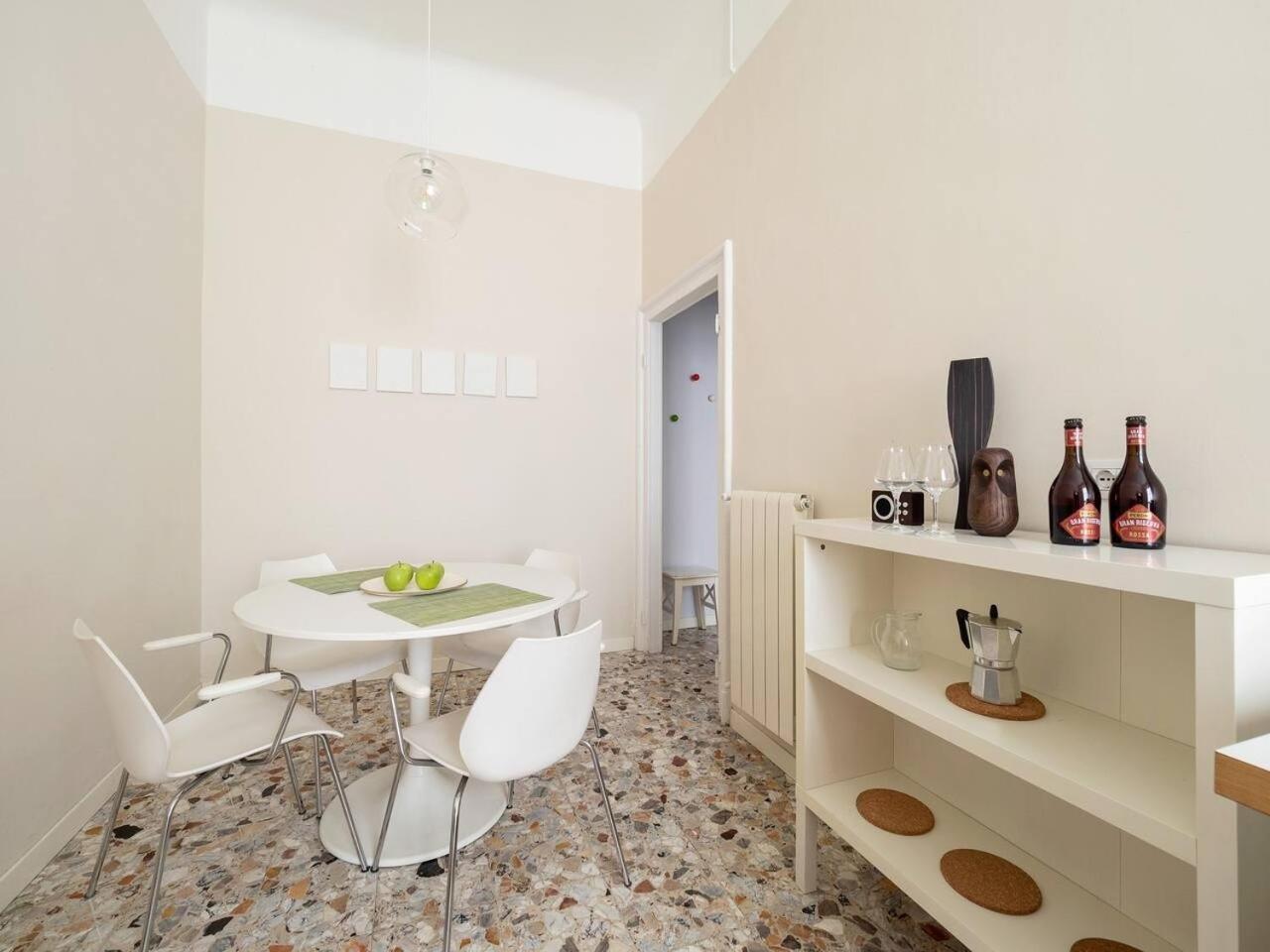 Trilocale 4/5 Ospiti In Stazione Appartement Milaan Buitenkant foto